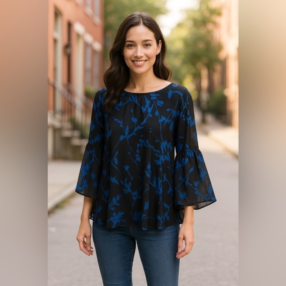 Banana Republic Women's Black Blue Poet's Sleeves Blouse. EUC. Size Medium #787